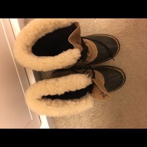 Snow shoes sorel size 11